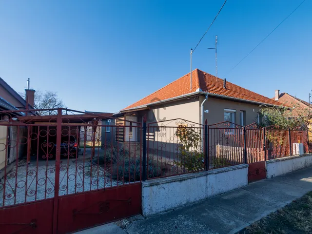 Eladó ház Kecskemét, Műkertváros 99 nm