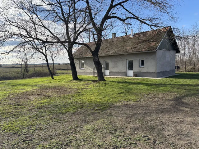 Eladó ház Szentkirály 67 nm