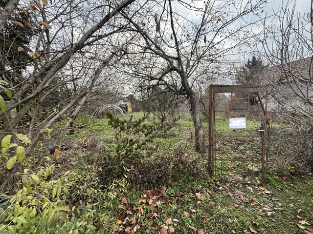 Eladó telek Kecskemét, Felsőszéktó 646 nm