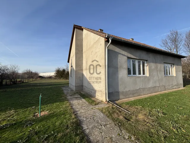 Eladó ház Nyárlőrinc 84 nm