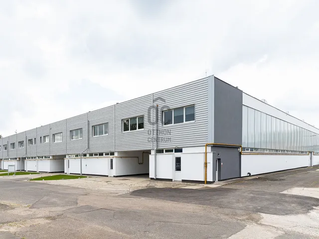 Eladó kereskedelmi és ipari ingatlan Kecskemét, Rendőrfalu 7887 nm