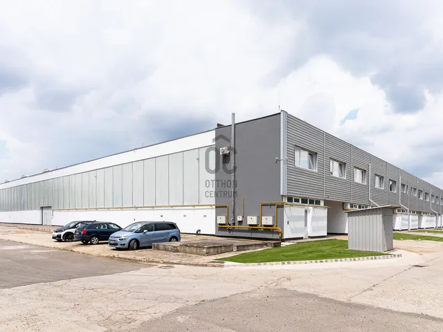 Eladó kereskedelmi és ipari ingatlan Kecskemét, Rendőrfalu 12891 nm