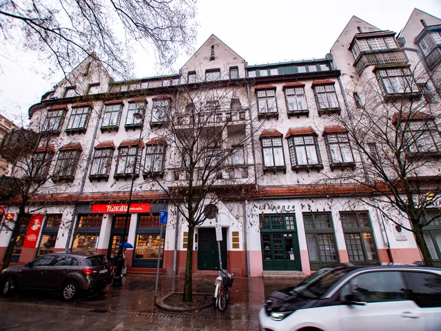 Eladó kereskedelmi és ipari ingatlan Kecskemét, Belváros 62 nm