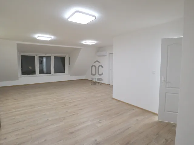 Eladó lakás Kecskemét, Belváros 113 nm