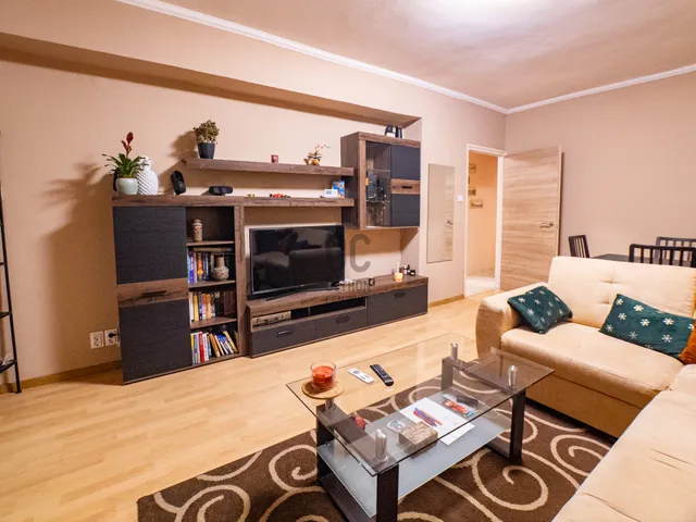 Eladó lakás Kecskemét, Hunyadiváros 58 nm