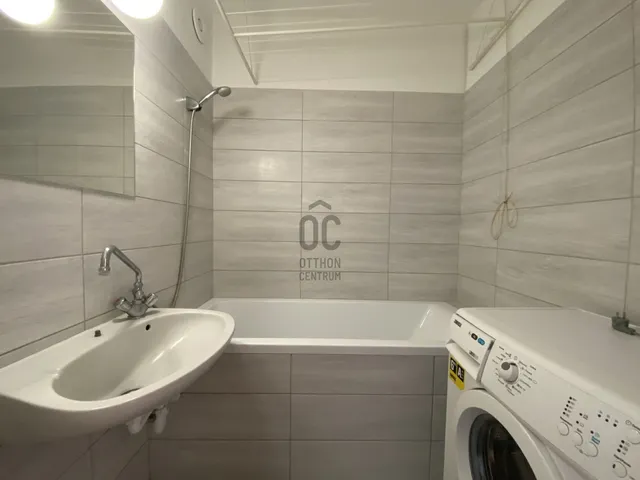 Eladó lakás Kecskemét, Széchenyiváros 33 nm