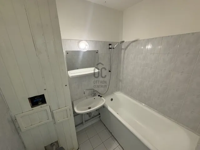 Eladó lakás Kecskemét, Belváros 33 nm