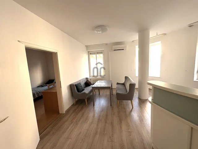 Eladó lakás Kecskemét, Belváros 69 nm