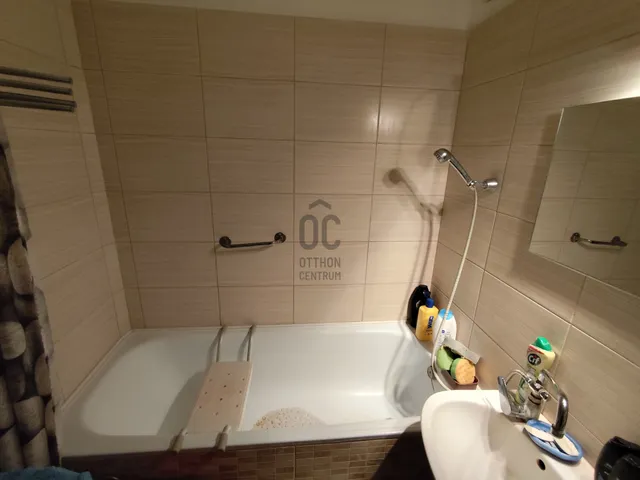 Eladó lakás Kecskemét, Széchenyiváros 62 nm