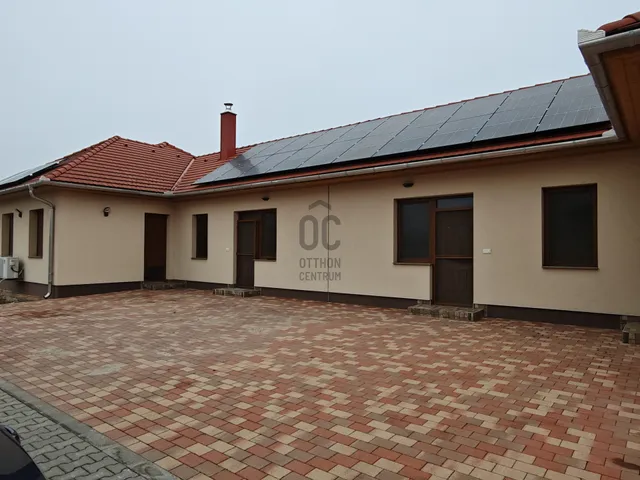 Eladó ház Bócsa 130 nm