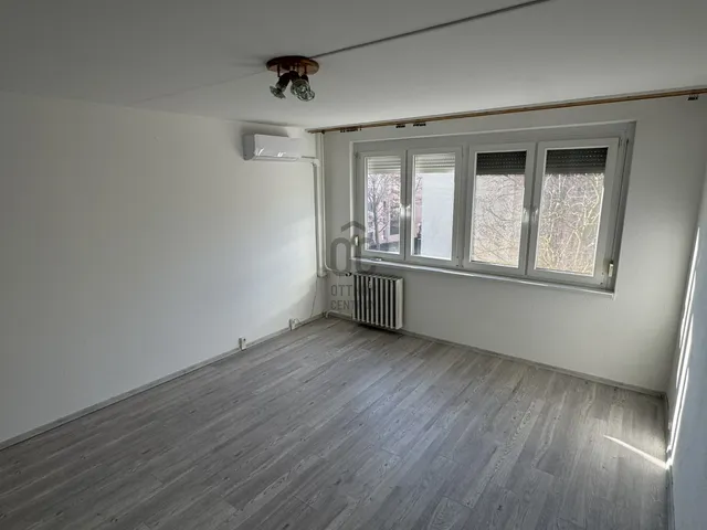 Kiadó lakás Kecskemét, Belváros 33 nm