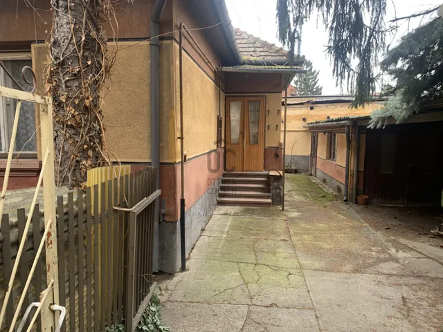 Eladó ház Kecskemét, Belváros 90 nm