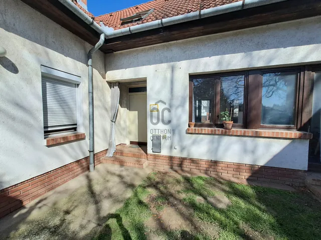 Eladó ház Kecskemét, Hollandfalu 120 nm