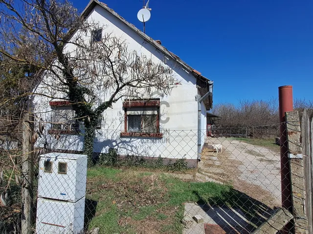 Eladó ház Kecskemét, Felsőszéktóitanyák 85 nm