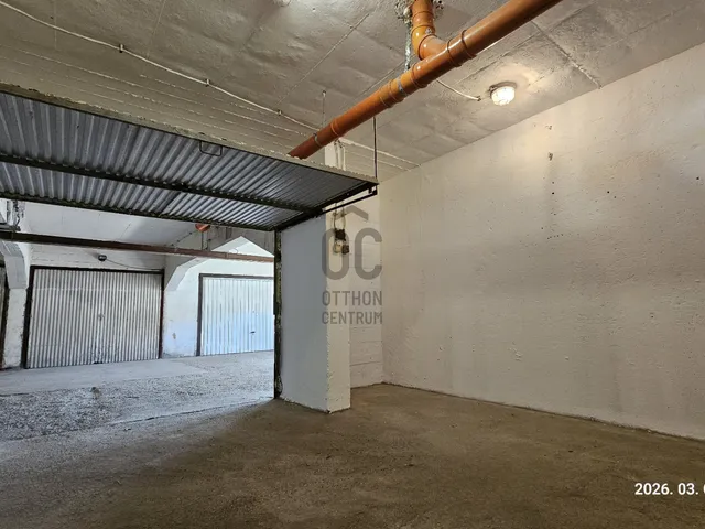 Eladó garázs Kecskemét, Hunyadiváros 19 nm