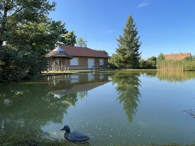 Eladó ház Kecskemét, Hetényegyháza 74 nm