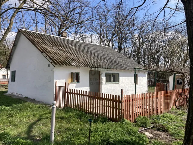 Eladó telek Lajosmizse 50 nm