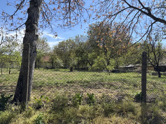 Eladó telek Kecskemét, Felsőszéktó 1500 nm