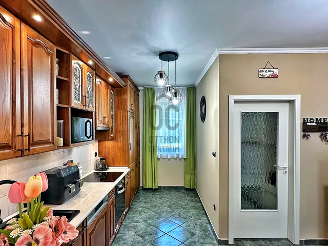 Eladó lakás Kecskemét, Belváros 63 nm