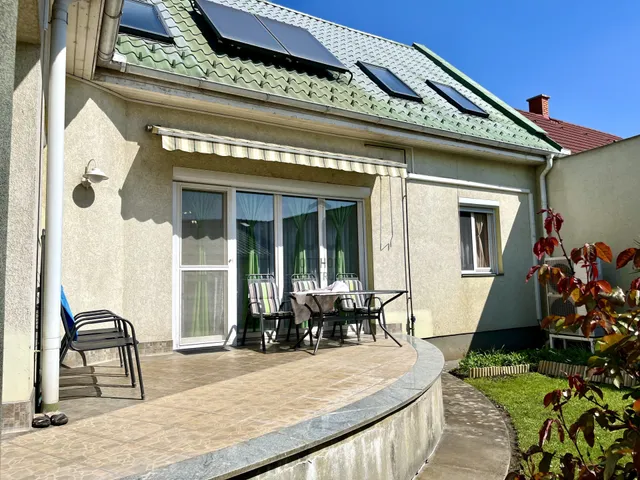 Eladó ház Kiskunfélegyháza 200 nm