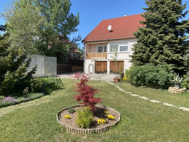 Eladó ház Kecskemét, Hetényegyháza 170 nm