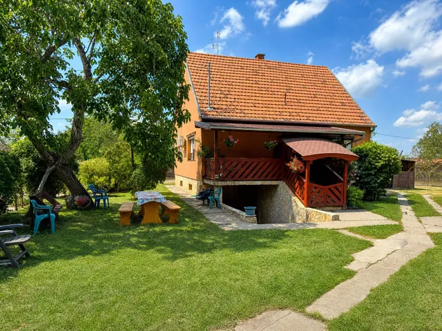 Eladó ház Kecskemét, Szolnokihegy 80 nm