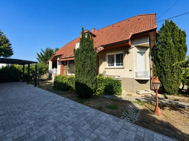 Eladó ház Kecskemét, Alsószéktó 140 nm