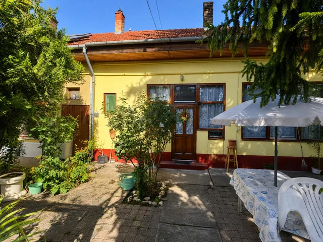 Eladó ház Kecskemét, Belváros 60 nm