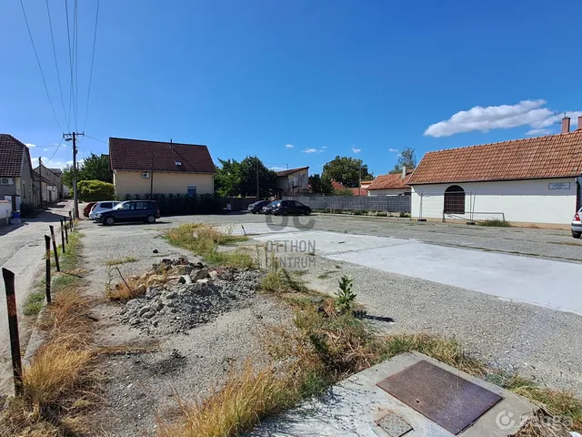 Eladó telek Kecskemét, Petőfiváros, Bokréta utca 360 nm