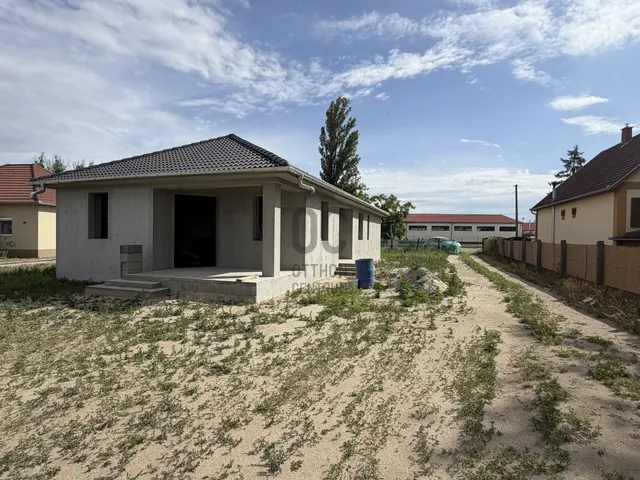 Eladó ház Jakabszállás 105 nm