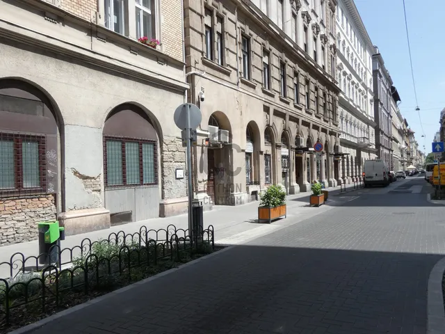 Eladó lakás Budapest VI. kerület 55 nm
