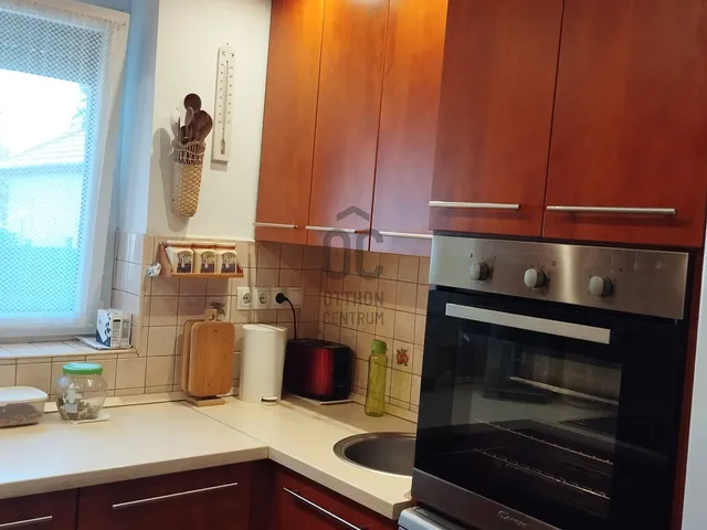 Eladó ház Budapest IV. kerület, Székesdűlő 90 nm