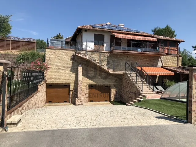 Eladó ház Budapest XXII. kerület 270 nm