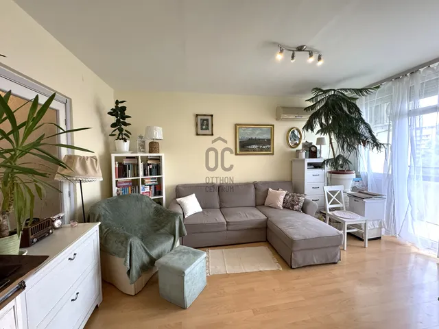 Eladó lakás Budapest X. kerület, Laposdűlő 72 nm