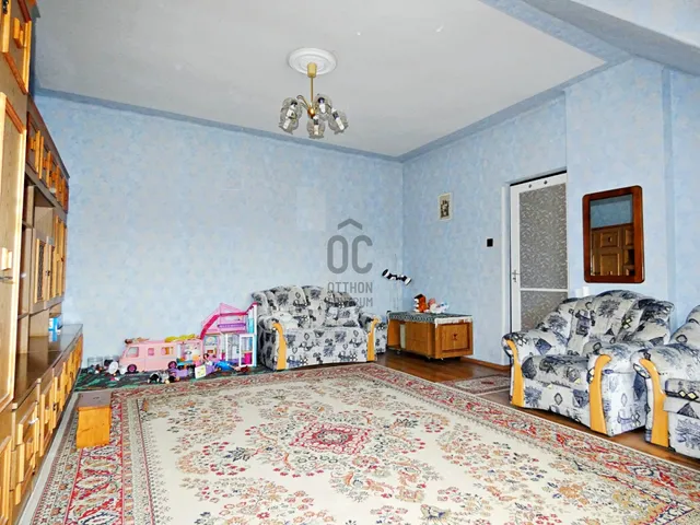 Eladó ház Budapest XV. kerület, Rákospalota 280 nm