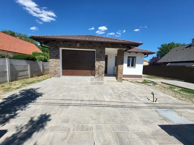 Eladó ház Érd, Dombosváros 150 nm
