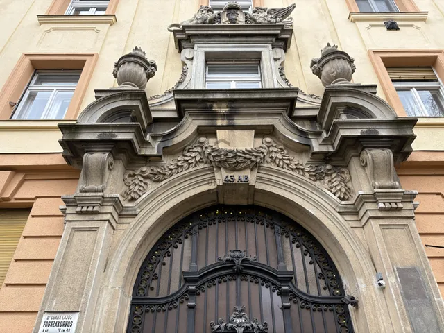 Eladó lakás Budapest VIII. kerület, Tisztviselőtelep 75 nm