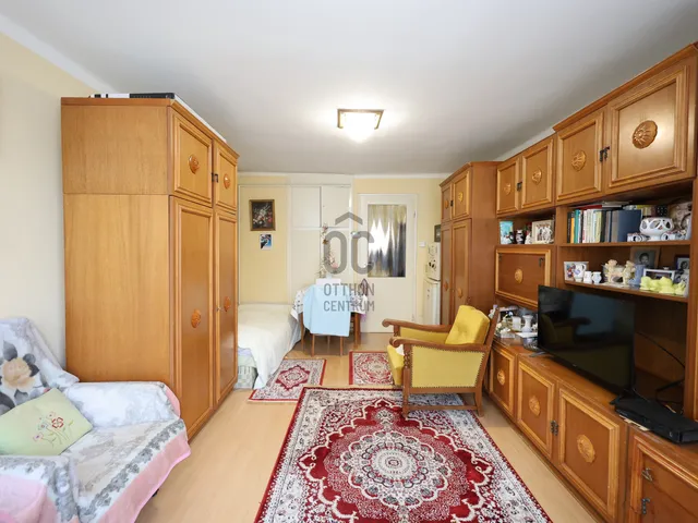 Eladó lakás Szentendre, Pismány 26 nm