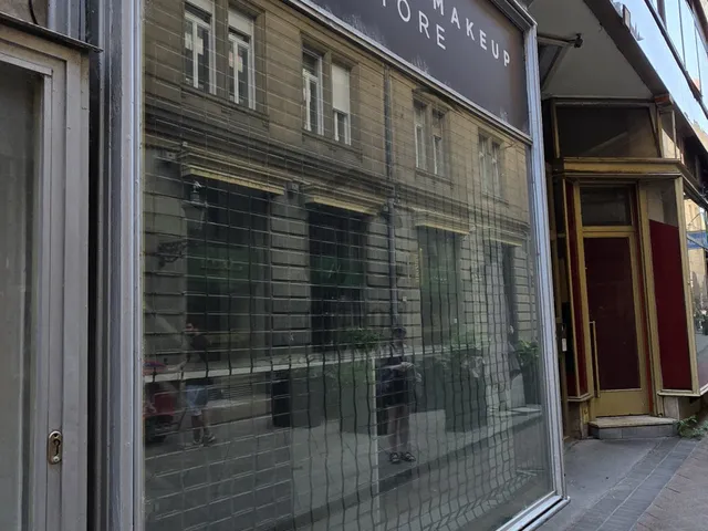 Kiadó kereskedelmi és ipari ingatlan Budapest V. kerület, Belváros 49 nm