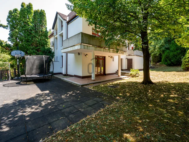 Eladó ház Budapest II. kerület, Zöldmál 151 nm