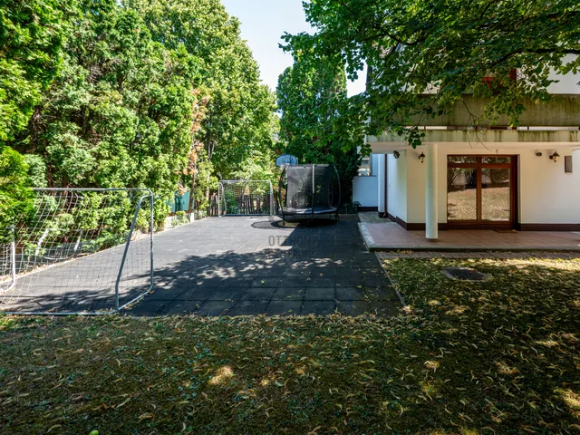 Eladó ház Budapest II. kerület, Zöldmál 151 nm