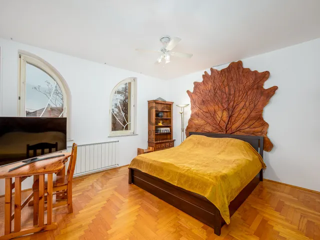 Eladó ház Budapest III. kerület, Remetehegy 294 nm