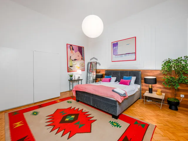 Eladó lakás Budapest VI. kerület 102 nm