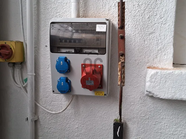 Kiadó kereskedelmi és ipari ingatlan Solymár 125 nm