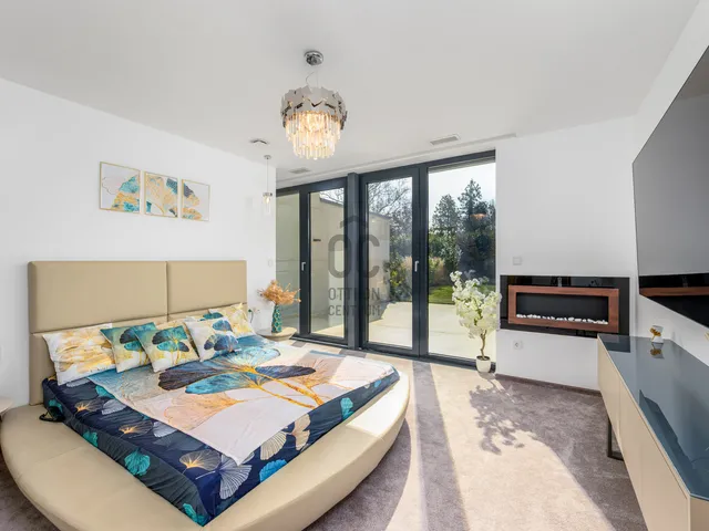 Eladó ház Budapest III. kerület, Csillaghegy 295 nm