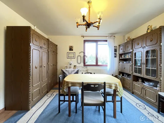 Eladó ház Budapest II. kerület, Budaliget 140 nm