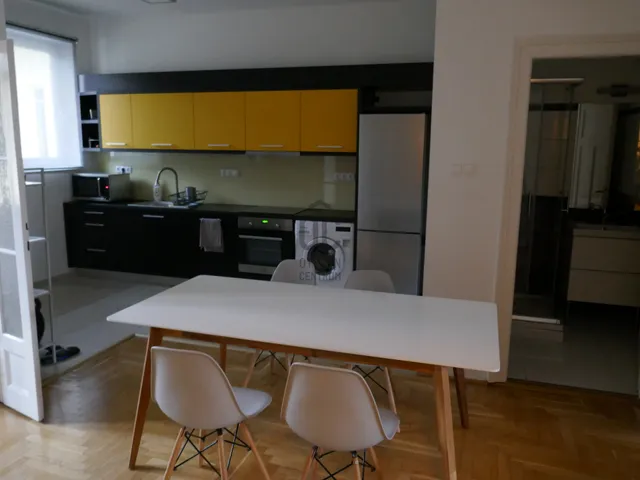 Eladó lakás Budapest VIII. kerület, Palotanegyed, Bródy Sándor utca 101 nm