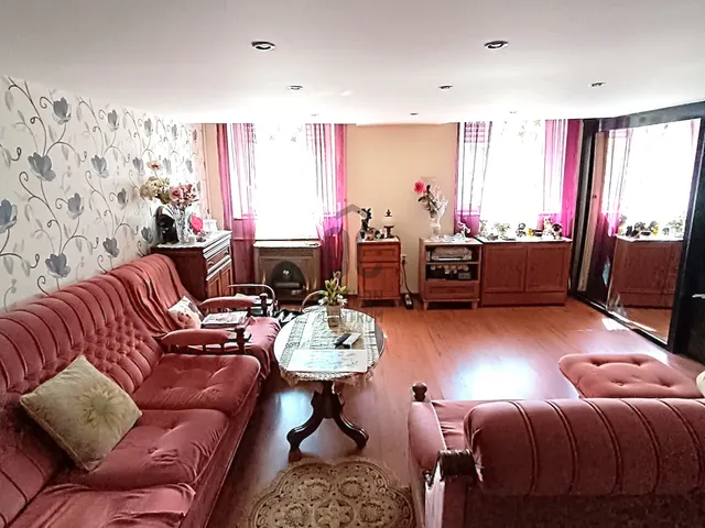 Eladó lakás Budapest VIII. kerület, Fiumei út 44 nm