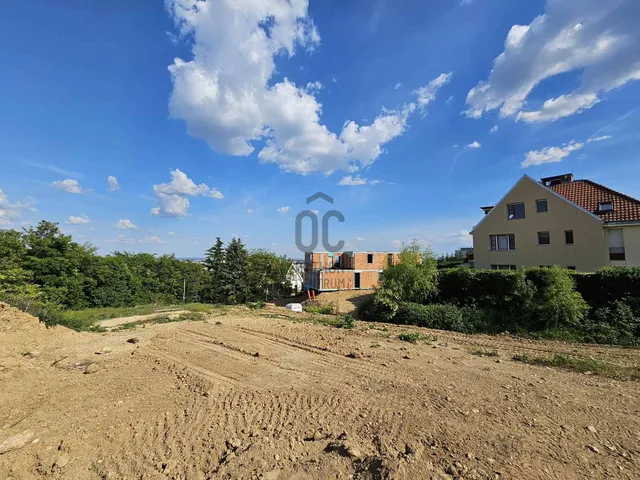 Eladó telek Budapest III. kerület, Táborhegy 1500 nm