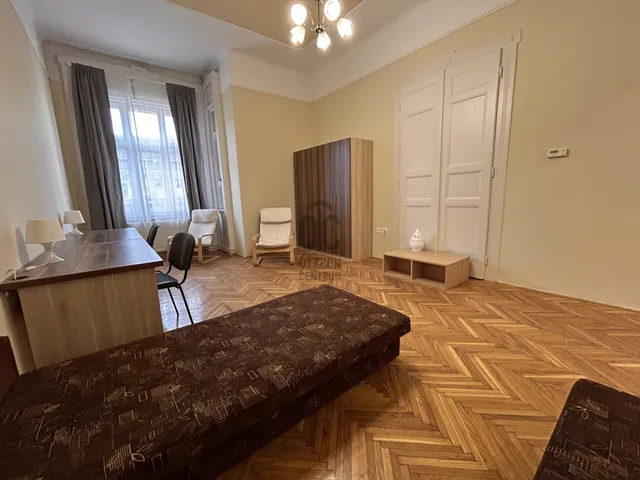 Eladó lakás Budapest VIII. kerület 84 nm